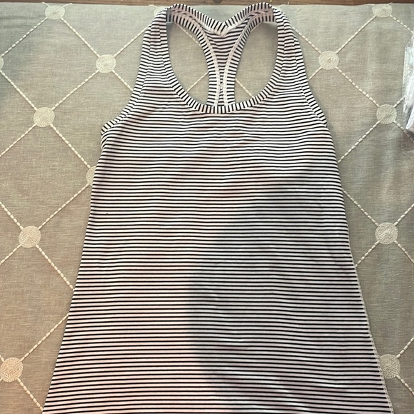 lululemon tank top black and white size 6 - Picture 1 of 3